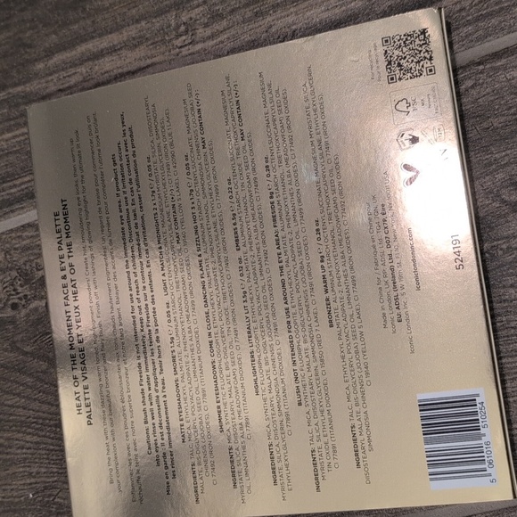 NEW Iconic Heat of The Moment Face & Eye powder palette - Picture 7 of 7